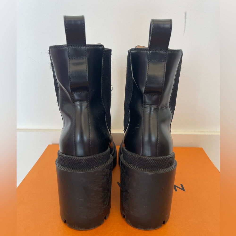 Gucci Women’s size 36 heeled Chelsea Boots - Picture 2 of 4